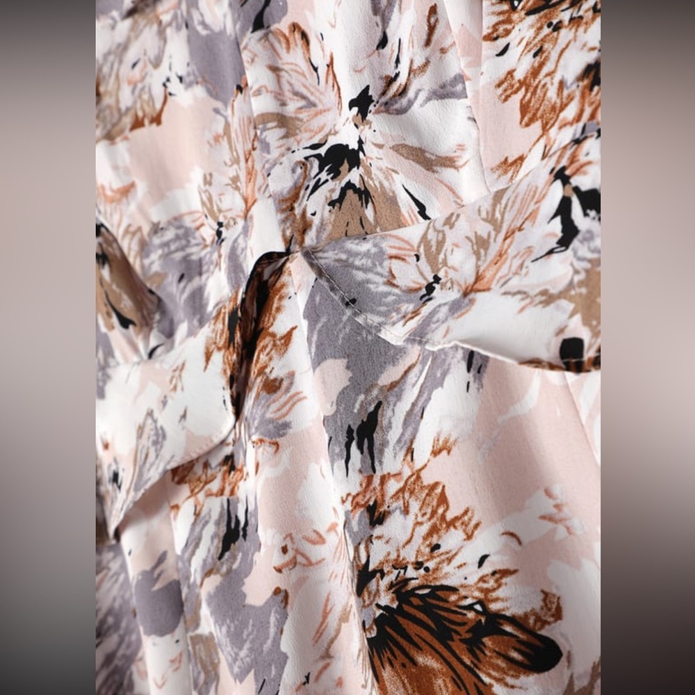 Pretty Floral Romper - Picture 13 of 13